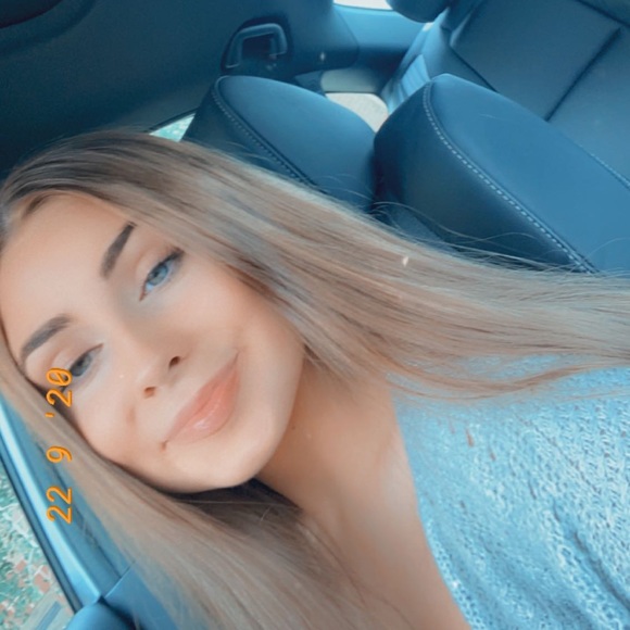 Meet your Posher, Maggie - Picture 1 of 1